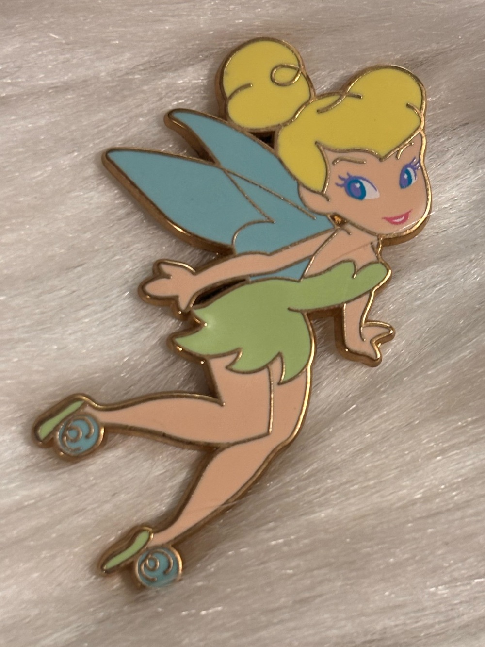 WALT DISNEY WORLD 2008 OFFICIAL PIN TRADING TINKER BELL BLUE EYES PIN